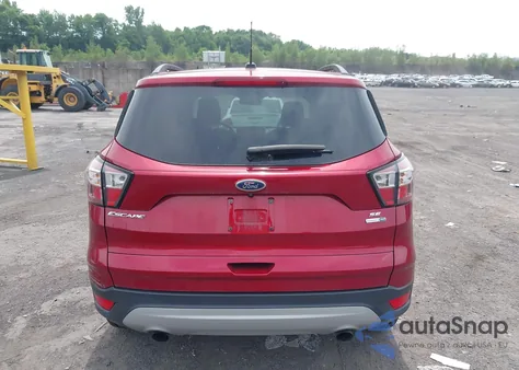 2018 Ford Escape Se из США, поврежденный, VIN 1FMCU9GD1JUD48670